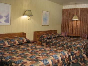 Motel St Moritz Sainte-Agathe-des-Monts Dış mekan fotoğraf